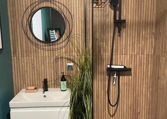 Dom Na Kaszubach بيت للعطل *